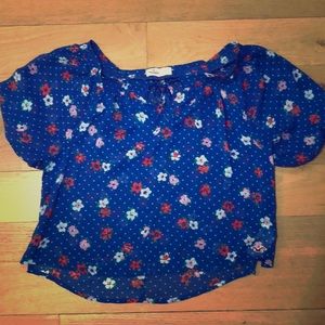 Hollister floral top size small EUC